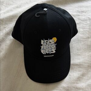 lululemon athletica Black and White Cat Cap